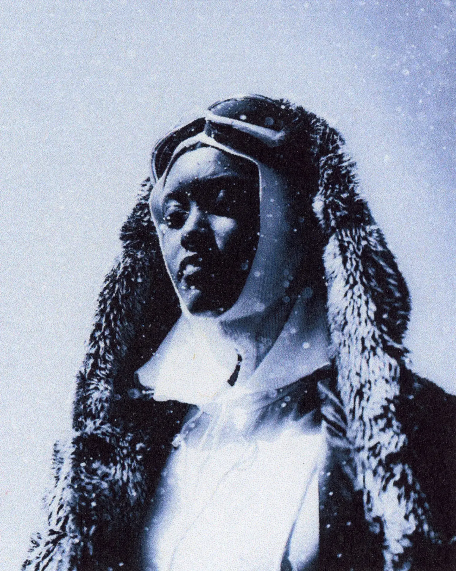 Outdoor portrait with goggles and coat, Auclair winter gear in nature